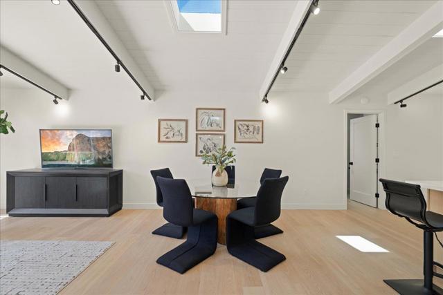 1362 Egret Drive, Sunnyvale CA: https://media.crmls.org/mediaz/611944c6-1cbe-4c6e-8ab2-6738c33b48a5.jpg