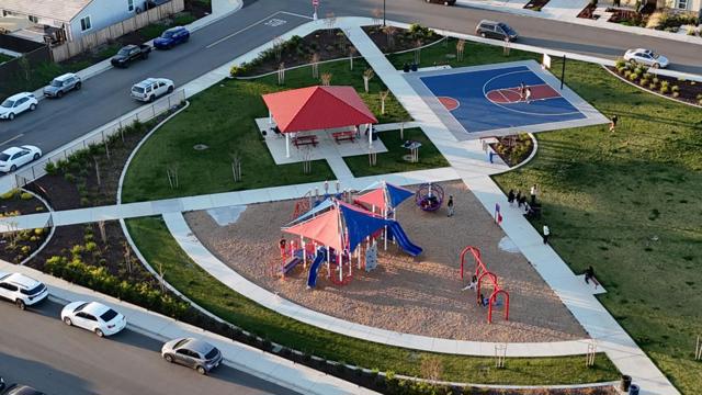 2121 Stagecoach Road, Patterson CA: https://media.crmls.org/mediaz/6119b7dd-dd06-4d0c-aedb-b86edf179f2b.jpg