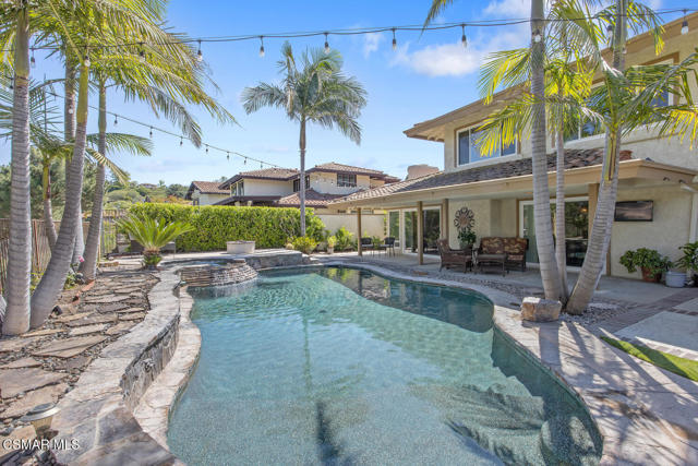 3901 Via Verde, Thousand Oaks CA: https://media.crmls.org/mediaz/611b125e-35bd-4cc6-a16b-73a39febf9e1.jpg