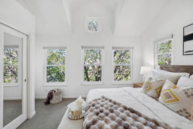 139 Pacchetti Way, Mountain View CA: https://media.crmls.org/mediaz/611c7c44-3e5e-447b-9d93-ace515a39919.jpg