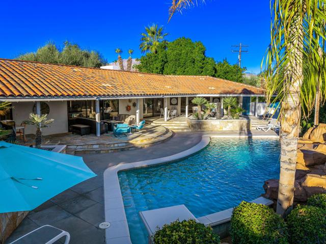 73484 Goldflower Street, Palm Desert CA: https://media.crmls.org/mediaz/611d683c-6001-46ad-b69e-00ce9dac57ff.jpg