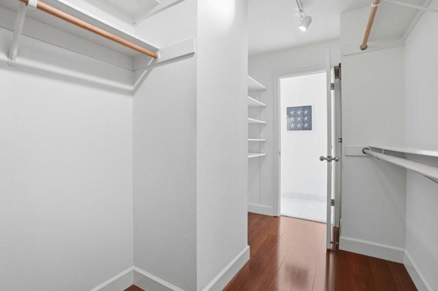 1621 Stone Pine Lane, Menlo Park CA: https://media.crmls.org/mediaz/611d7090-d5e9-4bff-b832-198575374ade.jpg