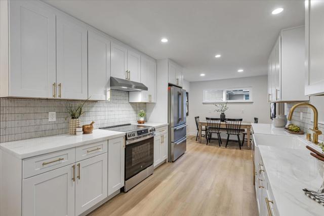 2845 Brittan Avenue, San Carlos CA: https://media.crmls.org/mediaz/611dce35-9009-4203-a655-55ec7d50e462.jpg