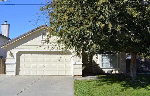 5325 Avante Lane, Salida CA: https://media.crmls.org/mediaz/611e01d2-72d9-411c-905f-6fa9893f9a3e.jpg