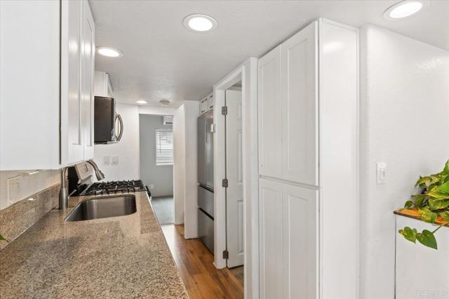Detail Gallery Image 12 of 35 For 1624 N Coast Highway 101 #12,  Encinitas,  CA 92024 - 2 Beds | 1 Baths