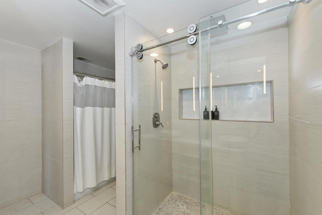 271 Bluebird Court, Big Bear CA: https://media.crmls.org/mediaz/611f3a52-07db-4dc1-9b38-a6697e8df1ee.jpg