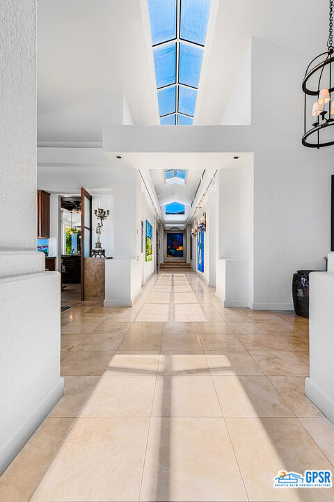 22180165 Listing Image 14