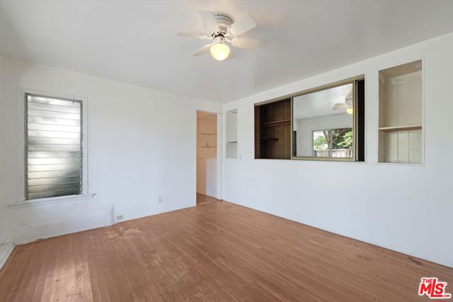 2461 McCready Avenue, Los Angeles CA: https://media.crmls.org/mediaz/612166c7-ef3d-4973-848e-7f7d48708651.jpg