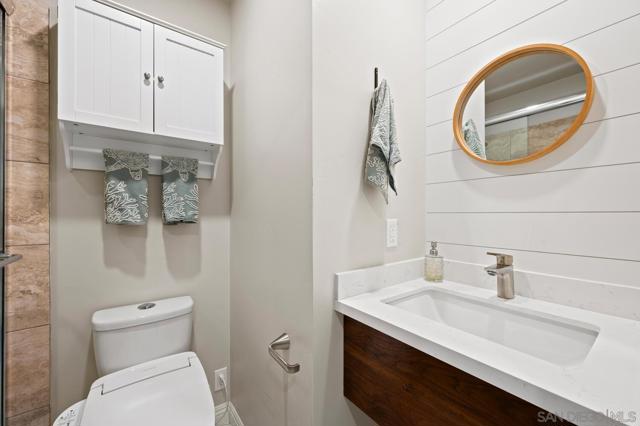 4048 Raffee Dr, San Diego CA: https://media.crmls.org/mediaz/6121c4b1-8d0e-4dac-947a-de4520fd2b9a.jpg