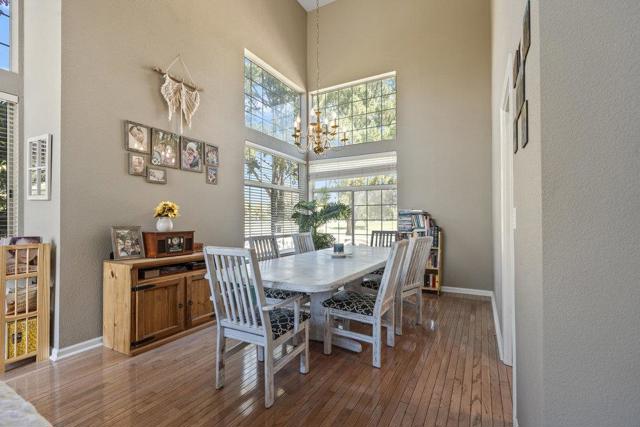 310 Bonnie Lane, Hollister CA: https://media.crmls.org/mediaz/61224c43-1184-4222-bd4b-5902a71429e0.jpg