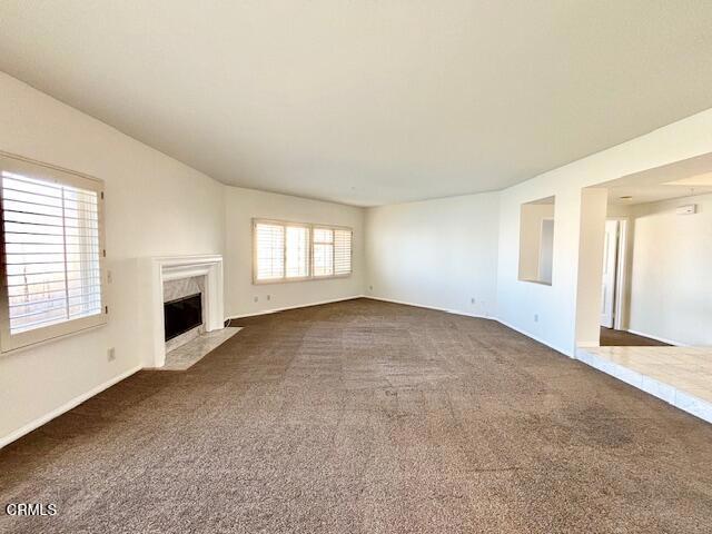 4249 Harbour Island Lane, Oxnard CA: https://media.crmls.org/mediaz/612402cc-4b19-486c-8b8d-674864f69426.jpg