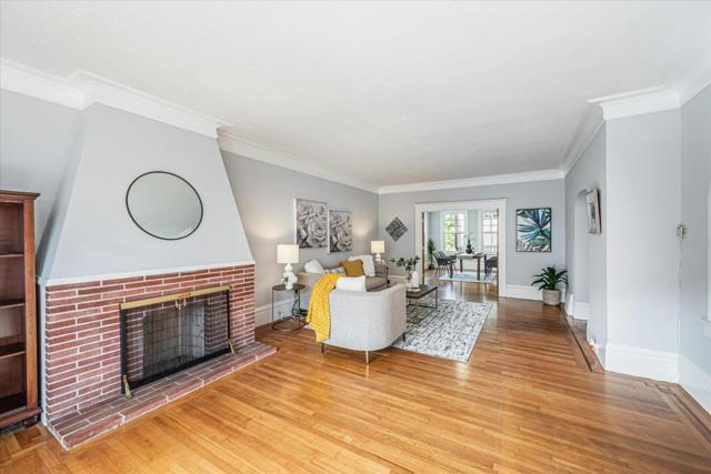 Image 5 of 43 For 371 16th Avenue