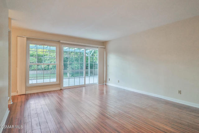 3487 E Barca Street, Camarillo CA: https://media.crmls.org/mediaz/61274128-7d6b-4ab8-a2b9-2c7870b429cb.jpg
