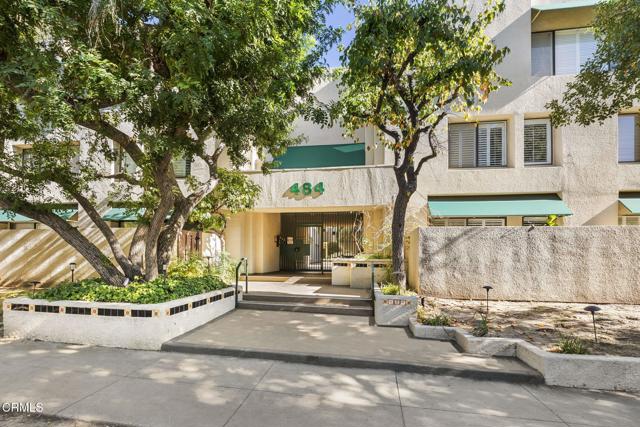 Detail Gallery Image 23 of 24 For 484 S Euclid #107,  Pasadena,  CA 91101 - 3 Beds | 2/1 Baths