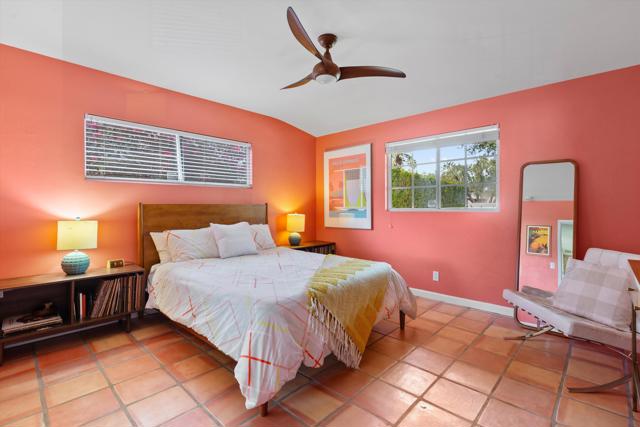 1387 E Verbena Drive, Palm Springs CA: https://media.crmls.org/mediaz/61290126-7410-4744-a81a-5afe2dbeac40.jpg