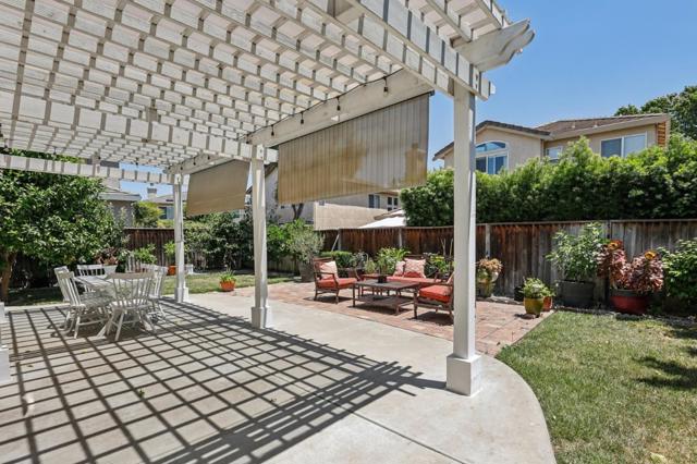 1460 Kyle Court, Tracy CA: https://media.crmls.org/mediaz/61292955-1e02-4574-bcb0-6321d64e99ae.jpg