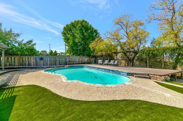 184 Park Sharon Drive, San Jose CA: https://media.crmls.org/mediaz/6129347d-08cd-473a-be1b-766f909795dd.jpg