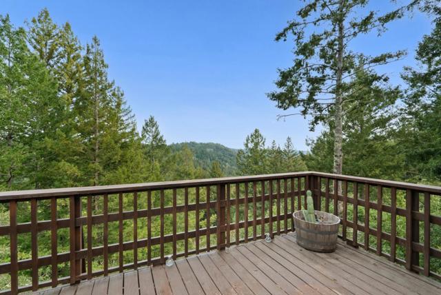 1130 Rebecca Drive, Boulder Creek CA: https://media.crmls.org/mediaz/6129a6bf-8b7c-4049-be53-f6fe460b2c1f.jpg