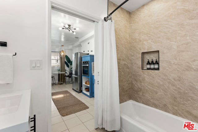 5918 S La Cienega Boulevard, Los Angeles CA: https://media.crmls.org/mediaz/612a7357-8591-435a-b4b9-2439b8a26722.jpg