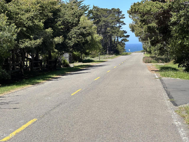 Detail Gallery Image 3 of 4 For 33031 Jefferson Way, Fort Bragg,  CA 95437 - – Beds | – Baths