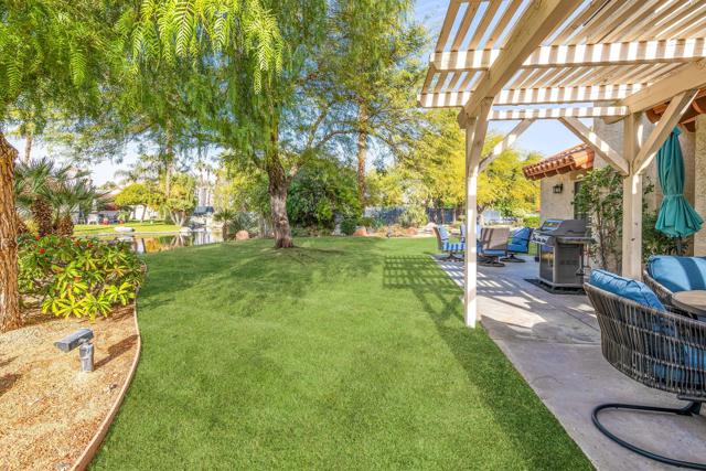 2 Bed Home for Sale in Palm Desert, California