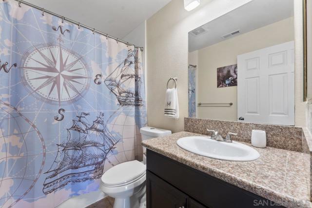 1055 Forest Hill Pl, Chula Vista CA: https://media.crmls.org/mediaz/612ce9fd-f721-4bdd-bbcc-c2cebf2b161e.jpg