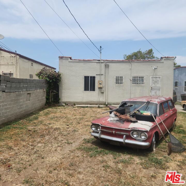 https://media.crmls.org/mediaz/612ee135-b110-4d90-a332-4a309c6cd5a1.jpg?preset=X-Large