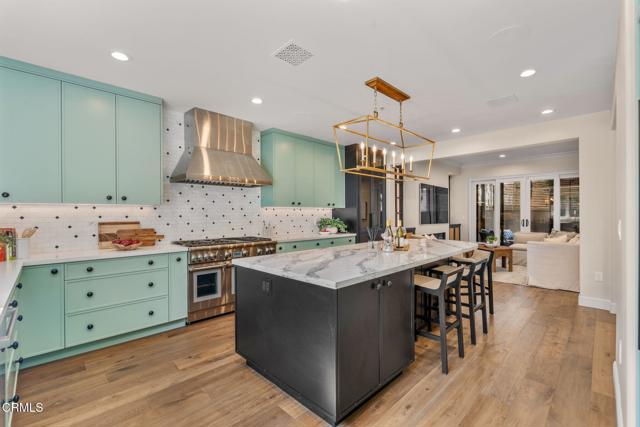 Detail Gallery Image 8 of 29 For 108 S El Molino Ave #106,  Pasadena,  CA 91101 - 3 Beds | 2/1 Baths