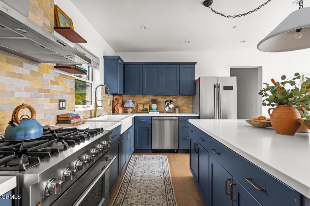 MLS #V1-33911 image #41