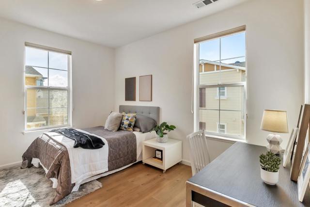 636 Bair Island Road, Redwood City CA: https://media.crmls.org/mediaz/61332b3a-e634-4c4c-a740-4dc72d73e03a.jpg