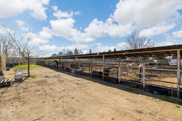 Detail Gallery Image 23 of 40 For 301 Sycamore Dr, Bakersfield,  CA 93308 - – Beds | – Baths