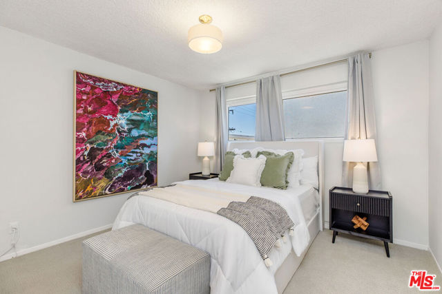 930 3rd Street, Santa Monica CA: https://media.crmls.org/mediaz/6133cd3a-c713-44a8-9c5f-ffbdca15a1ee.jpg