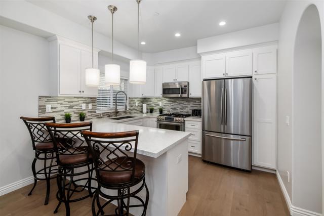 Detail Gallery Image 15 of 39 For 4057 Lamont St, San Diego,  CA 92109 - 3 Beds | 2/1 Baths