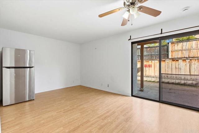 Detail Gallery Image 5 of 26 For 1651 S Juniper St #137,  Escondido,  CA 92025 - 3 Beds | 2/1 Baths