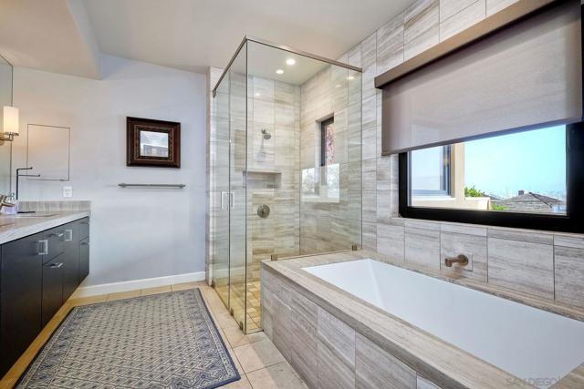 812 San Antonio Pl, San Diego CA: https://media.crmls.org/mediaz/6135fa99-21e6-485f-a670-8377f210ef3a.jpg
