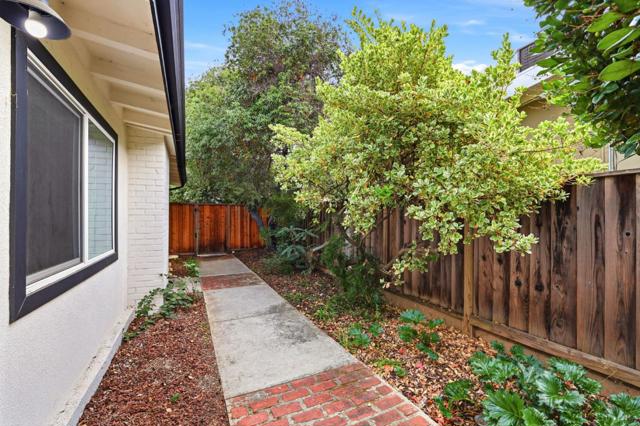 514 Mayellen Avenue, San Jose CA: https://media.crmls.org/mediaz/61373c8a-d9f2-4997-ac31-56414dc5b3af.jpg
