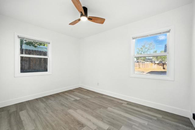 1301 Clove St, El Cajon CA: https://media.crmls.org/mediaz/61385883-b922-47b8-8863-75b99b0faa53.jpg