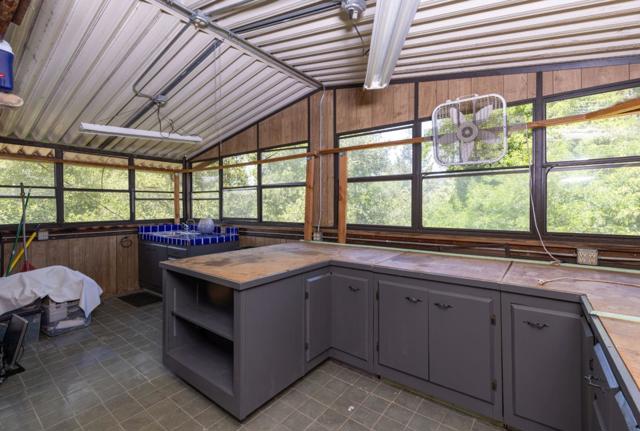 646 Blue Ridge Drive, Boulder Creek CA: https://media.crmls.org/mediaz/61388828-ff93-4d9c-a698-4f1f0ac9976c.jpg