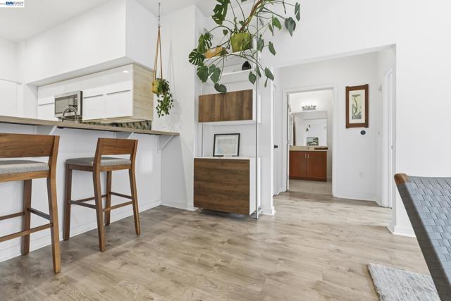 630 Thomas L Berkley Way, Oakland CA: https://media.crmls.org/mediaz/6138daa7-42d3-422a-9f14-8b69014986bc.jpg