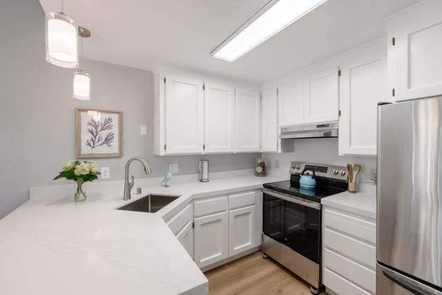42 Arabian Way, Scotts Valley CA: https://media.crmls.org/mediaz/61392650-c858-48ba-a466-05dbf0edd71c.jpg