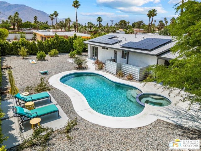 3121 E Ventura Road, Palm Springs CA: https://media.crmls.org/mediaz/613a68b6-965e-4023-b8a7-0c203727e04c.jpg