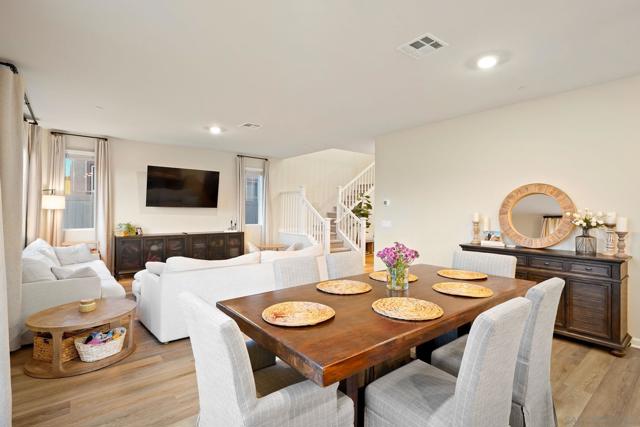 28079 Harvest Ct, Valley Center CA: https://media.crmls.org/mediaz/613a6d22-e288-4f83-8353-6dfc9ccfb198.jpg