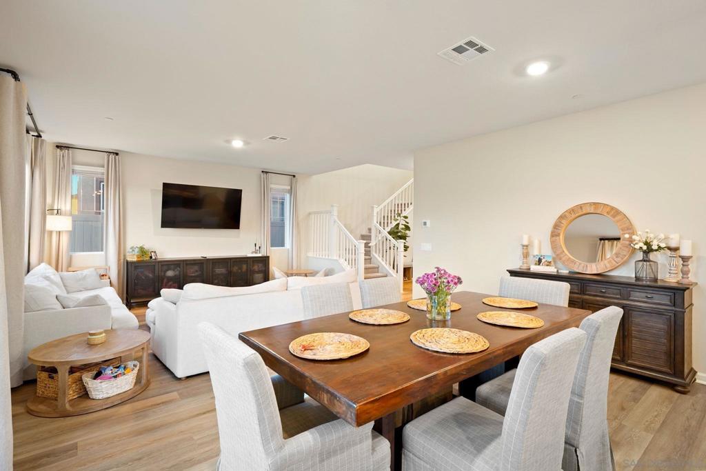 MLS #250034998SD image #10