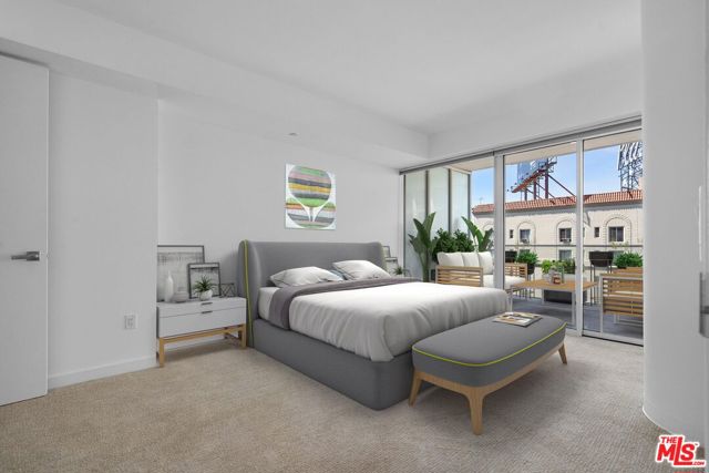 6250 Hollywood Boulevard, Los Angeles CA: https://media.crmls.org/mediaz/613a7604-7212-4029-9185-78dd1c4bda66.jpg