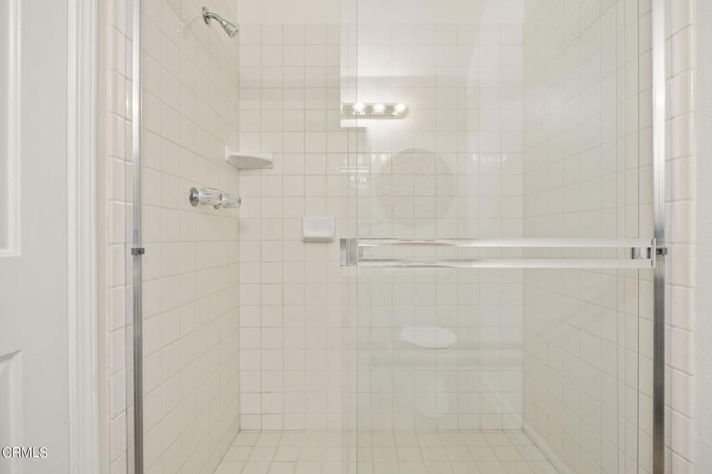 https://media.crmls.org/mediaz/613a7de5-ff42-4f5b-b787-a93f5dec259f.jpg?preset=X-Large