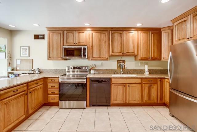 Image 11 of 34 For 11780 Treeview Pl