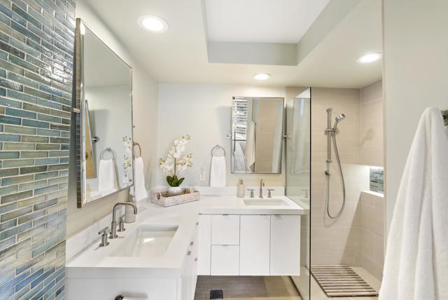 Detail Gallery Image 19 of 36 For 1810 Avenida Del Mundo #1504,  Coronado,  CA 92118 - 2 Beds | 2 Baths