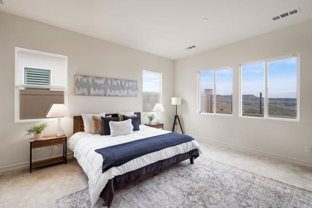 1228 Spivey Rd, Chula Vista CA: https://media.crmls.org/mediaz/613ae38a-bb92-4e68-af1f-ac6efcca718a.jpg