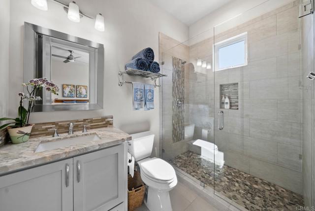 13495 Del Poniente Road, Poway CA: https://media.crmls.org/mediaz/613b12f5-1e8e-4577-9263-7c8481461a02.jpg