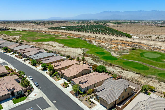 Image 39 of 54 For 85071 Stazzano Place